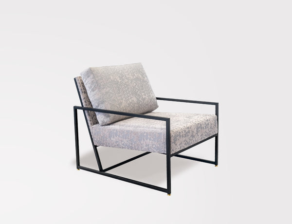 CLEO CHAIR